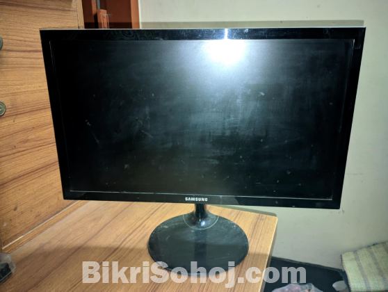 Monitor